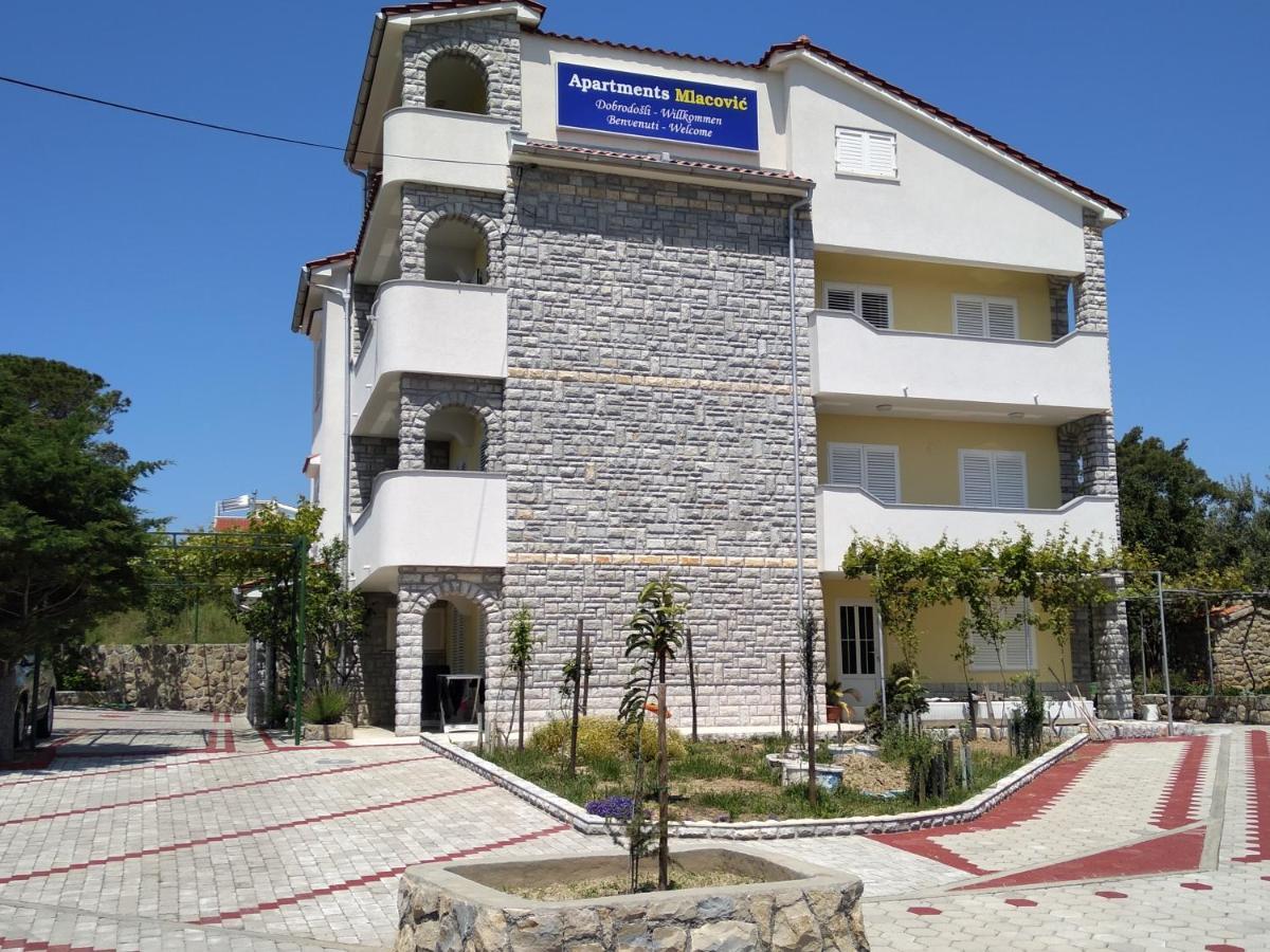 Apartments Mlacovic Rab Town Exterior foto